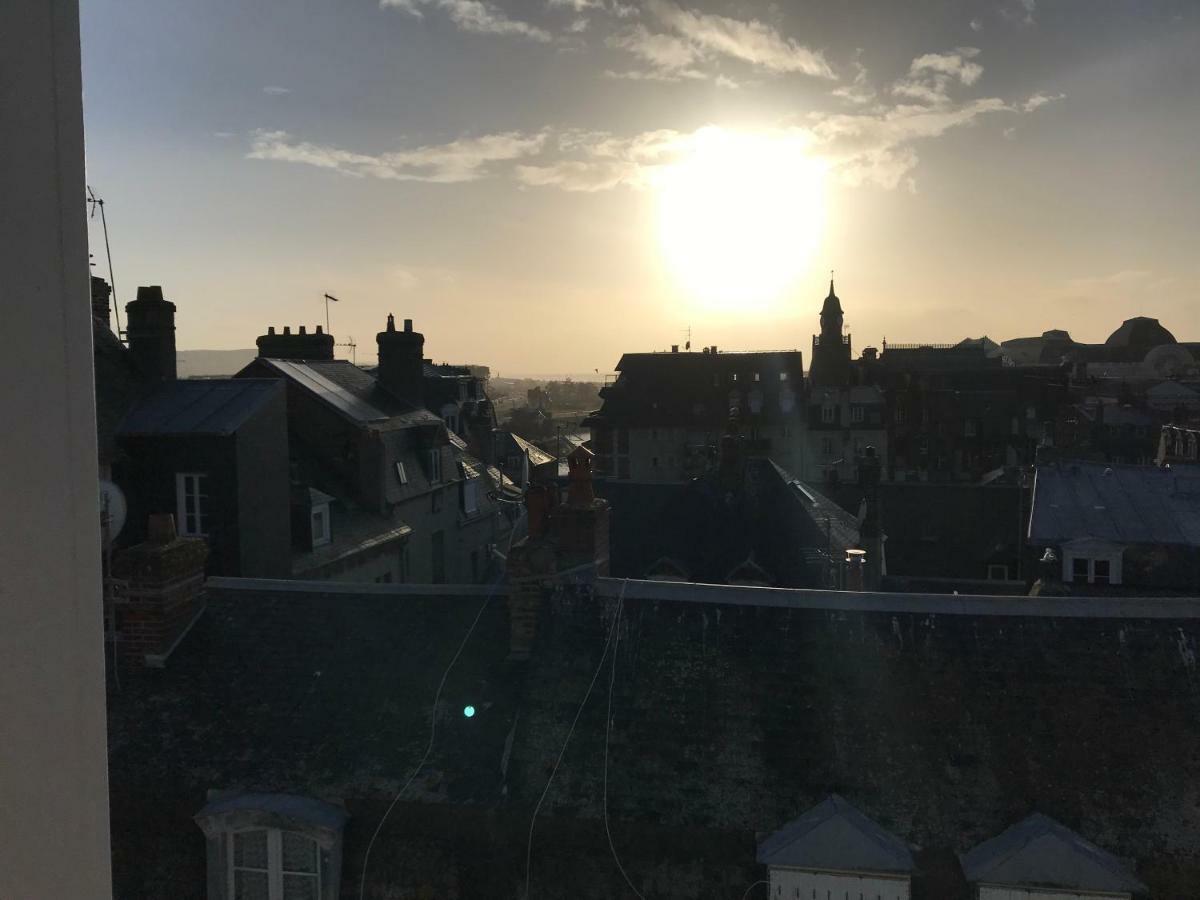 Le Cocooning T2 Renove Et 5Min A Pied De La Mer Au Coeur De Trouville Kültér fotó